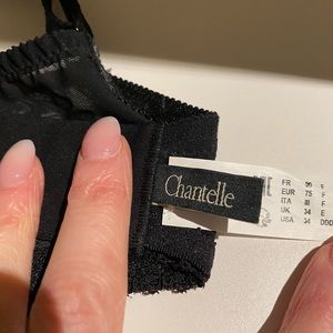 Chantelle women’s black lace bra